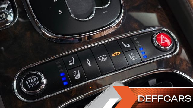 Bentley FLYING SPUR 4.0 купить на сайте DeffCars