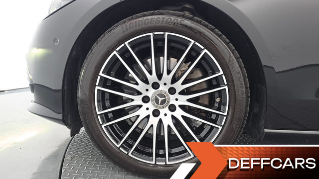 Mercedes C-CLASS C300 4MATIC Avantgarde купить на сайте DeffCars