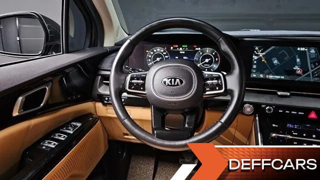 Kia CARNIVAL 9-Seater Signature купить на сайте DeffCars