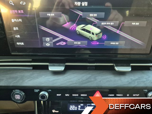 Kia CARNIVAL 9-Seater Noblesse купить на сайте DeffCars