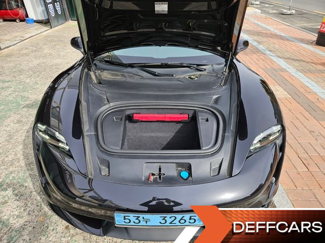 Porsche TAYCAN Turbo купить на сайте DeffCars