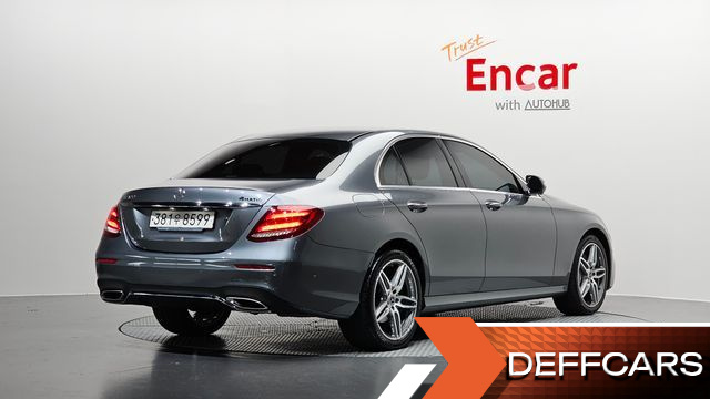 Mercedes E-CLASS E300 4MATIC AMG Line купить на сайте DeffCars