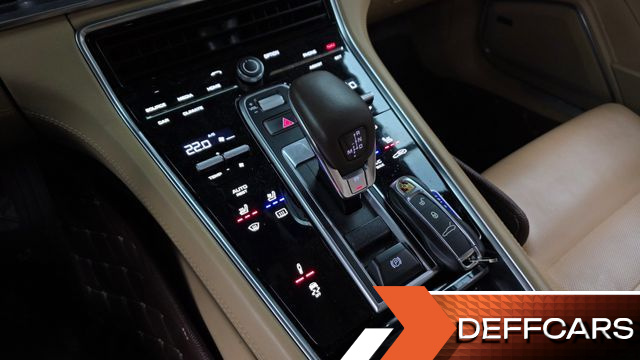 Porsche PANAMERA 3.0 AWD купить на сайте DeffCars