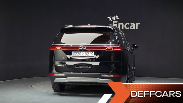 Kia CARNIVAL Gasoline 7-Seater Signature купить на сайте DeffCars