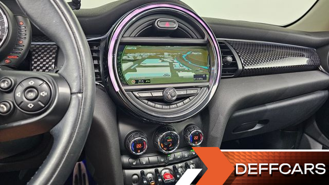 Mini COOPER 5Door Standard 3rd купить на сайте DeffCars