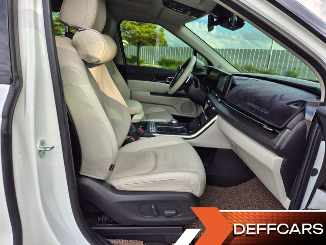 Kia CARNIVAL Diesel 9-Seater Signature купить на сайте DeffCars