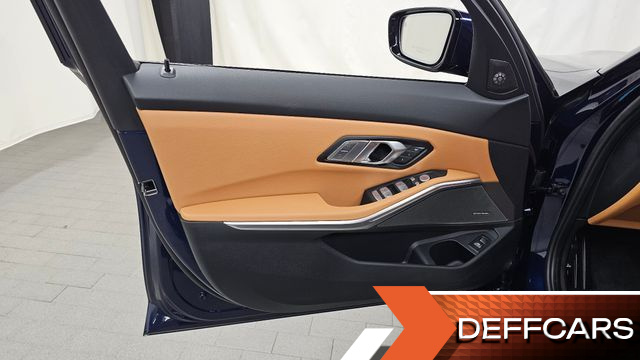 BMW 3-SERIES 320i M Sport купить на сайте DeffCars