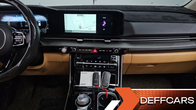 Kia CARNIVAL 9-Seater Signature купить на сайте DeffCars