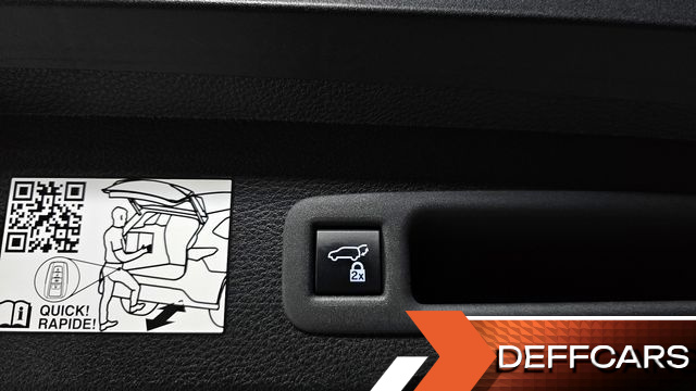 Toyota SIENNA 2.5 Hybrid AWD купить на сайте DeffCars