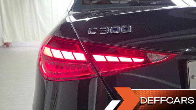 Mercedes C-CLASS C300 4MATIC Avantgarde купить на сайте DeffCars