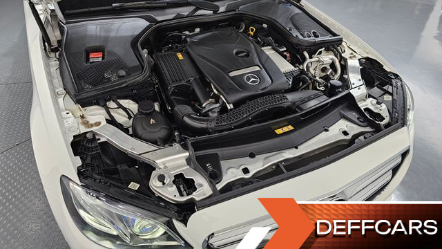 Mercedes E-CLASS E300 4MATIC Avnatgarde купить на сайте DeffCars