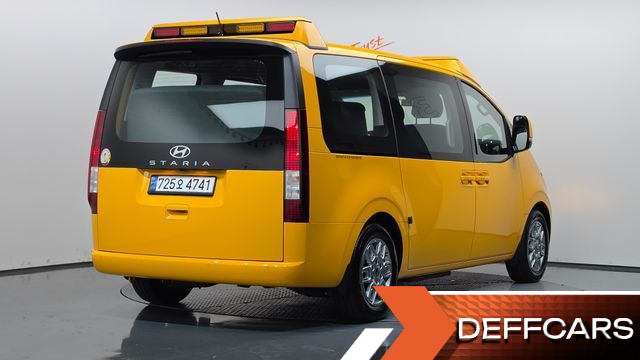Hyundai STARIA L3.5  Kinder Safety Car 11-Seater купить на сайте DeffCars