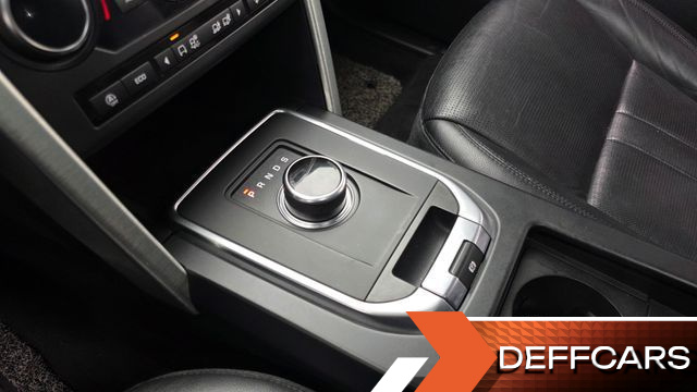 Land Rover DISCOVERY SPORT 2.0 TD4 SE купить на сайте DeffCars