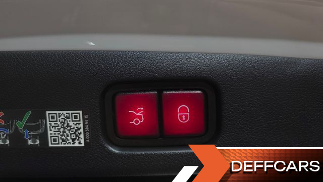 Mercedes E-CLASS E220d 4MATIC Exclusive купить на сайте DeffCars