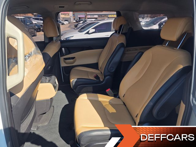 Kia CARNIVAL 9-Seater Prestige купить на сайте DeffCars