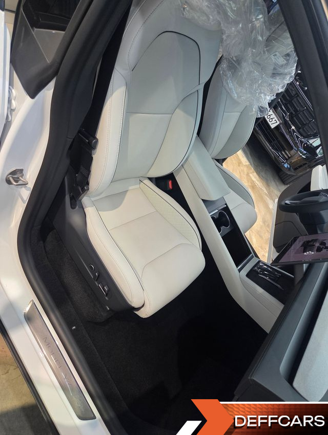 Tesla MODEL Y L Long Range AWD купить на сайте DeffCars