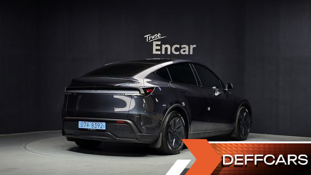 Tesla MODEL Y Long Range AWD купить на сайте DeffCars