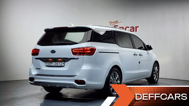 Kia CARNIVAL 9-Seater Noblesse купить на сайте DeffCars