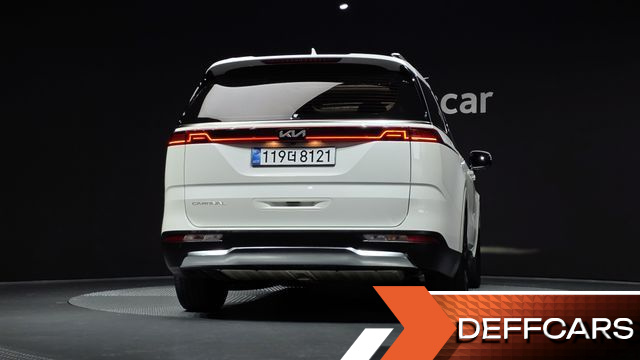 Kia CARNIVAL 9-Seater Signature купить на сайте DeffCars