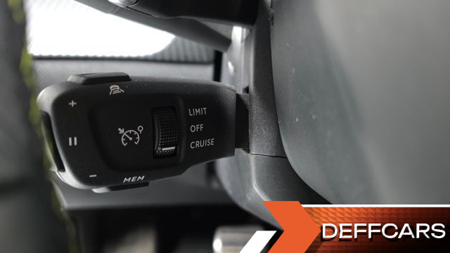 Peugeot 2008 1.5 BlueHDi GT Line купить на сайте DeffCars