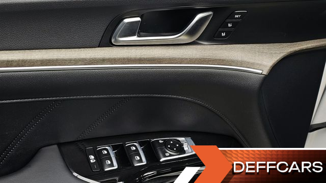 Kia K5 2.0 Signature купить на сайте DeffCars