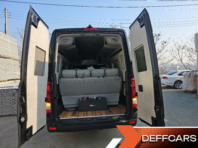Hyundai SOLATI 15-seater Luxury купить на сайте DeffCars