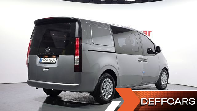 Hyundai STARIA Cargo 5-Seater Modern купить на сайте DeffCars