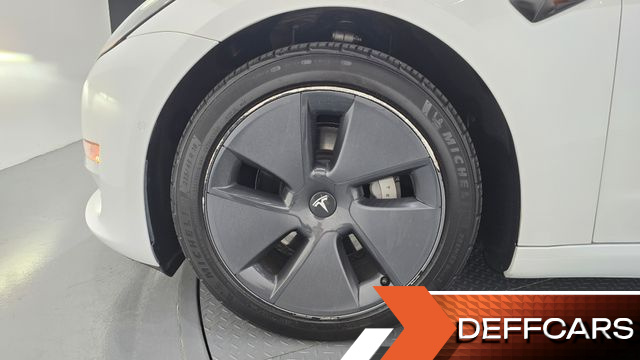 Tesla MODEL 3 Long Range AWD купить на сайте DeffCars