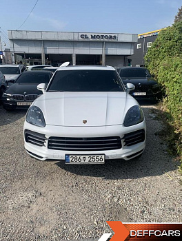 Porsche CAYENNE 3.0 купить по цене 7 411 869.44 ₽  на сайте DeffCars