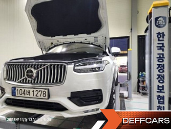 Volvo XC90 B6 Ultimate Bright купить по цене 7 210 230.47 ₽  на сайте DeffCars