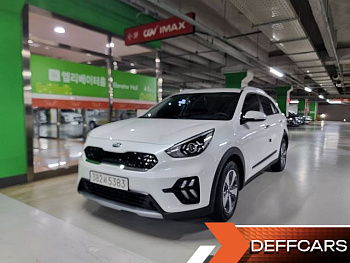 Kia NIRO 1.6 HEV Luxury купить по цене 1 912 576.13 ₽  на сайте DeffCars