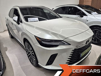 Lexus RX Luxury купить по цене 9 585 361.30 ₽  на сайте DeffCars
