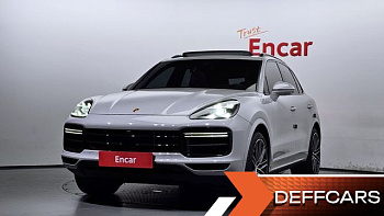Porsche CAYENNE 4.0 Turbo купить по цене 12 462 544 ₽  на сайте DeffCars