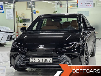 Toyota CAMRY 2.5 XLE Premium Hybrid купить на сайте DeffCars