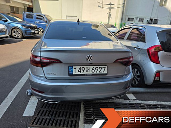 Volkswagen JETTA 1.5 TSI Prestige купить по цене 2 385 671.25 ₽  на сайте DeffCars