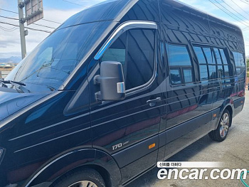 Hyundai SOLATI 16-seater Deluxe купить по цене 6 962 976.88 ₽  на сайте DeffCars