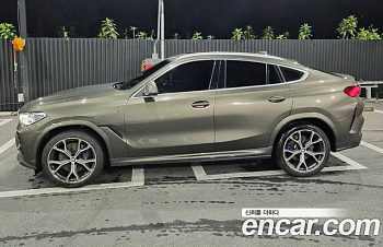 BMW X6 xDrive40i M Sport купить по цене 9 607 095.63 ₽  на сайте DeffCars
