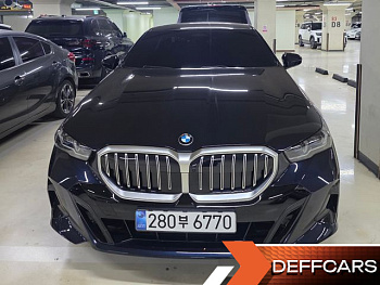 BMW 5-SERIES 523d xDrive M Sport купить по цене 9 152 333.87 ₽  на сайте DeffCars