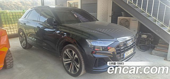 Audi Q8 55 TFSI Quattro Premium купить на сайте DeffCars
