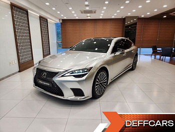 Lexus LS 3.5 Luxury AWD Lexus LS 3.5 Luxury AWD купить по цене 13 162 065.22 ₽  на сайте DeffCars