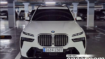 BMW X7 xDrive 40i M Sport 6STR купить по цене 13 838 165.09 ₽  на сайте DeffCars