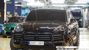 Porsche CAYENNE 3.0 E-Hybrid купить по цене 8 241 842 ₽  на сайте DeffCars