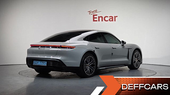 Porsche TAYCAN 4S купить на сайте DeffCars