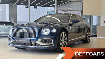 Bentley FLYING SPUR 4.0 Azure купить по цене 30 693 973.54 ₽  на сайте DeffCars