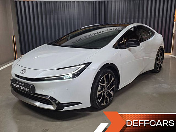 Toyota PRIUS 2.0 PHEV XSE купить на сайте DeffCars