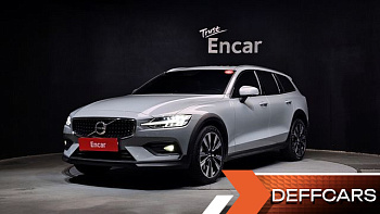 Volvo V60 B5 AWD купить по цене 5 708 722.83 ₽  на сайте DeffCars