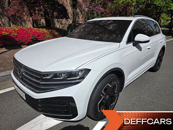 Volkswagen TOUAREG 3.0 TDI Prestige купить на сайте DeffCars