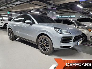Porsche CAYENNE 3.0 E-Hybrid Coupe купить по цене 8 073 792.07 ₽  на сайте DeffCars