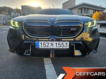 BMW M5 M5 Sedan купить по цене 19 931 228.99 ₽  на сайте DeffCars