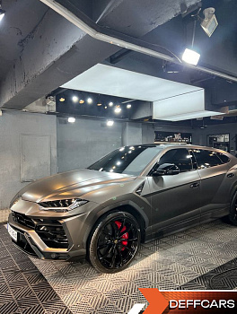 Lamborghini URUS 4.0 V8 купить по цене 23 552 844.45 ₽  на сайте DeffCars